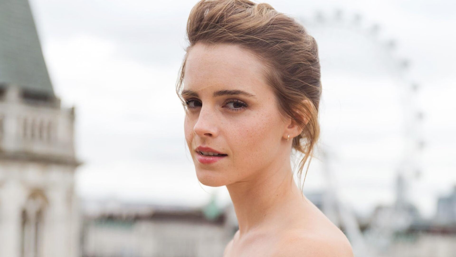 室内壁球巡回赛，运动新体验，壁球室墙面怎么做