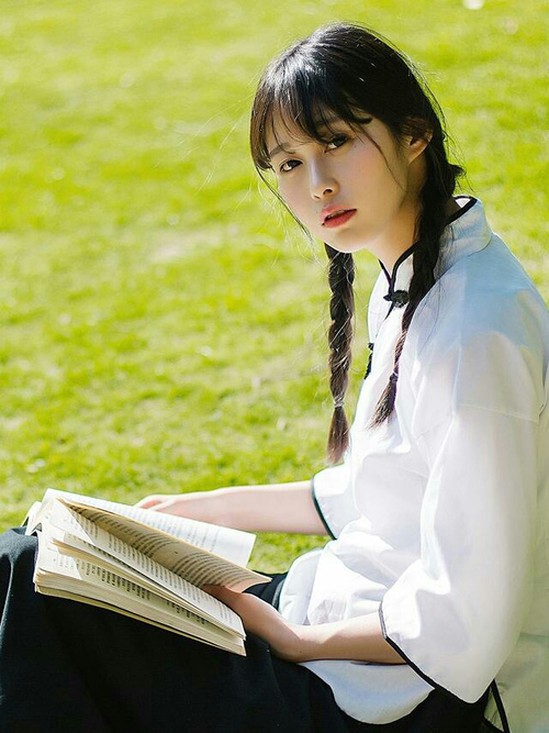 SPORTS-APP下载-德甲火力全开：攻势凌厉，防守坚固！，德甲强度